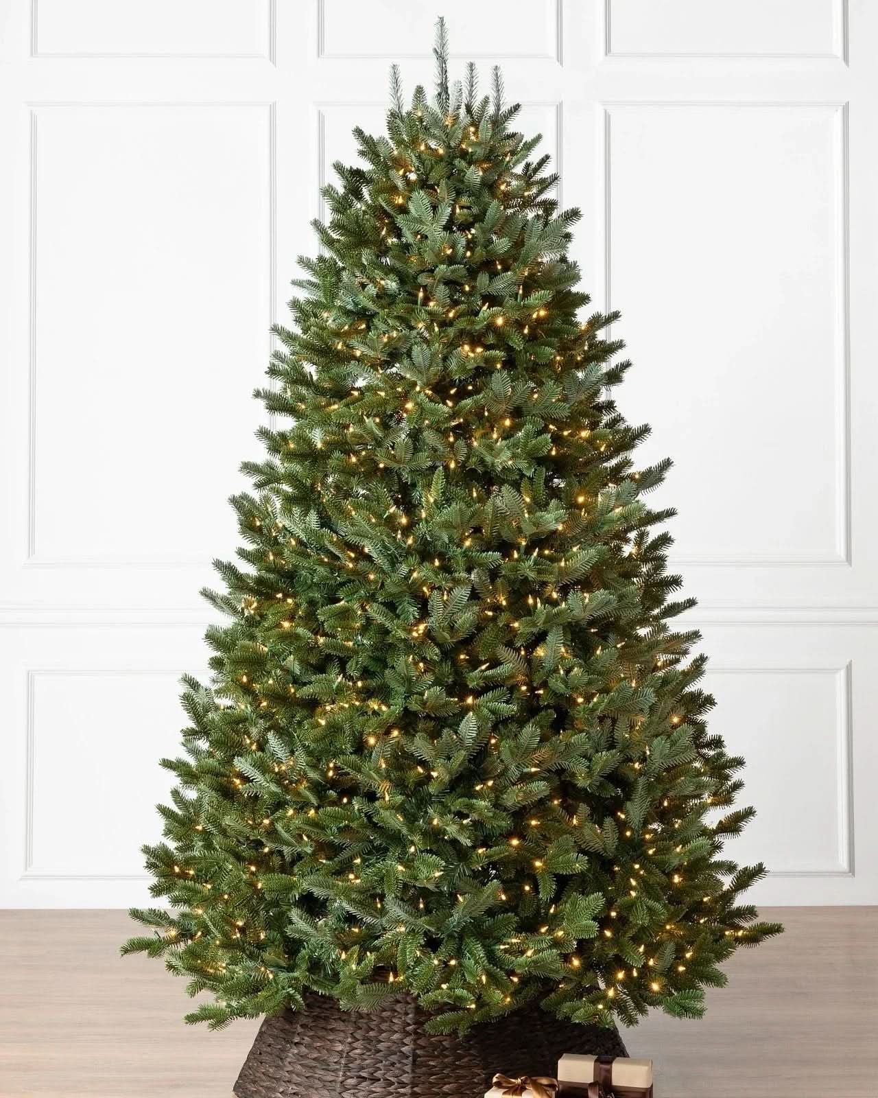 Árvore de Natal e Micro LEDs Embutidos